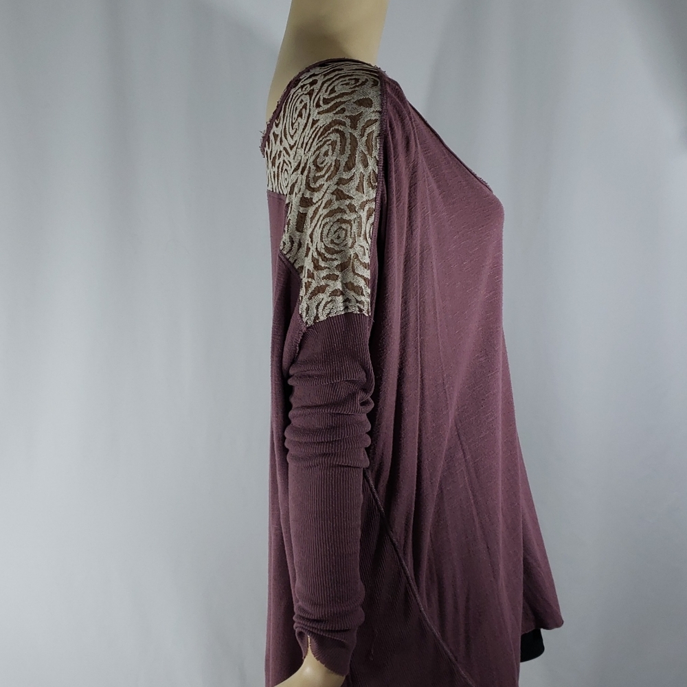 Free people rose top with off white rose lace - Picture 4 of 8